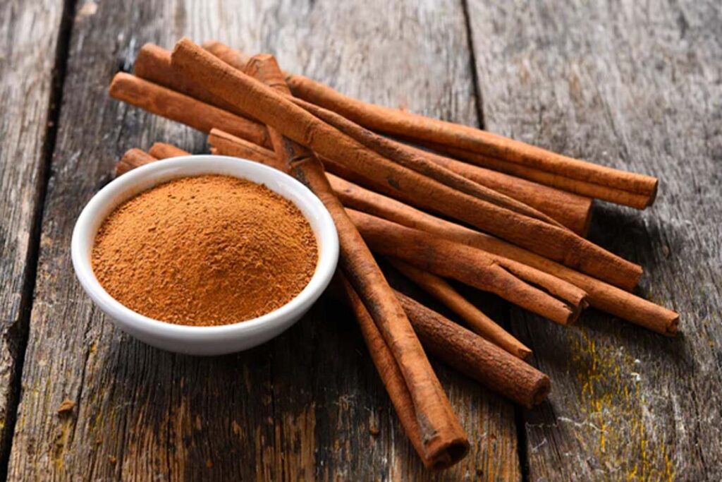 Benefits of cinnamon face pack