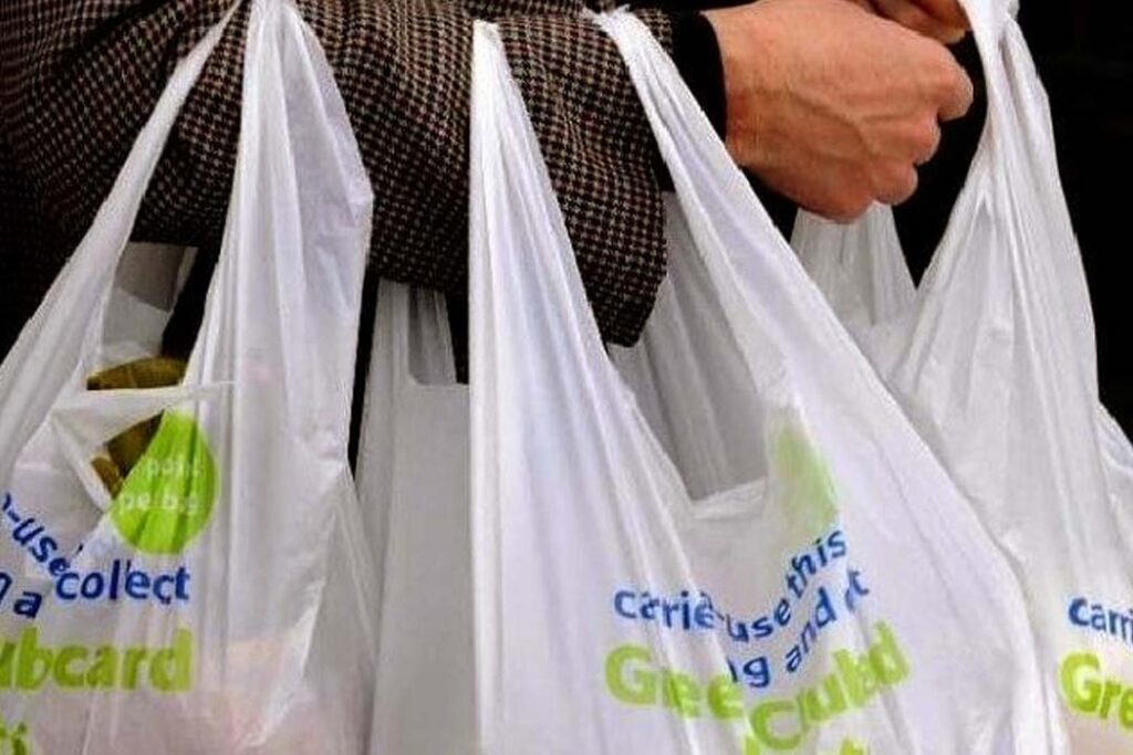 Plastic carry bags