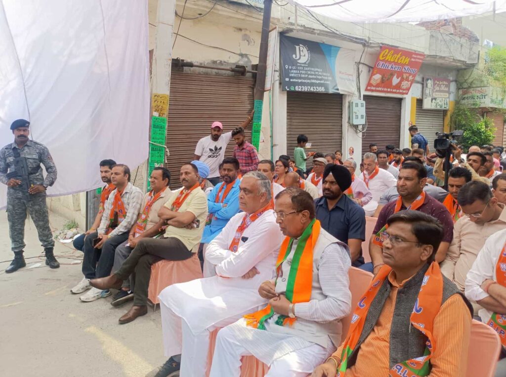 मोदी भारत के पहले ऐसे प्रधानमंत्री, जिन्होंने देश की जनता से जुड़े मुद्दों पर मन की बात कार्यक्रम से सीधे जनता से किया संवाद : सोम प्रकाश