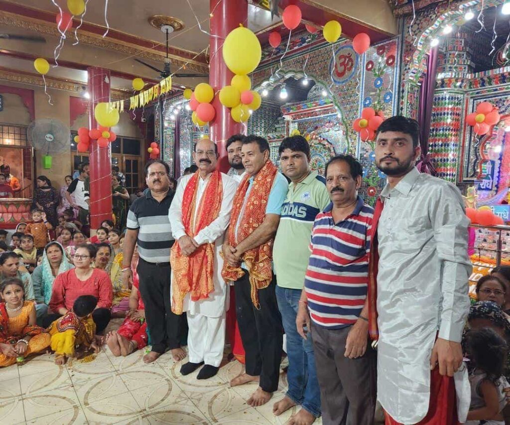 श्री कृष्ण के रंग में रंगे भक्तजन – मोहिंदर भगत