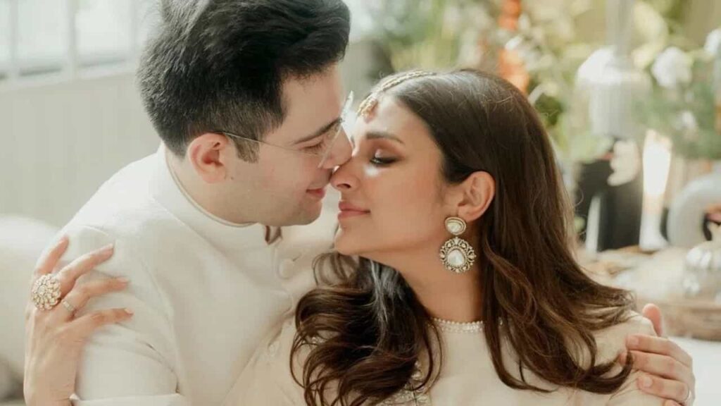 परिणिती चोपड़ा और राघव चड्डा का Wedding Card आया सामने: देखे किस दिन होगी शादी