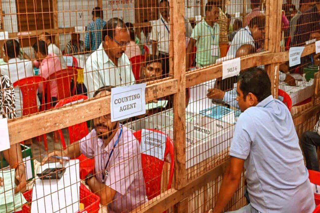 Assembly Election Result: हरियाणा और जम्मू-कश्मीर की 90 सीटों पर Counting चालू , जानें कौन सी पार्टी मार रही है बाजी