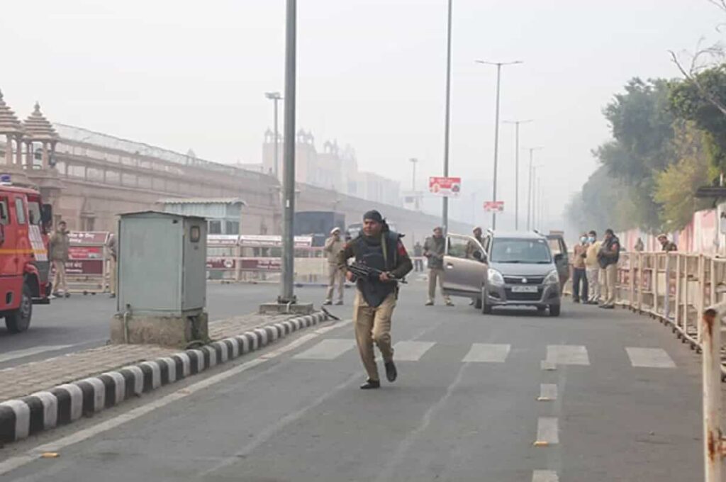 Delhi News: गणतंत्र दिवस से पहले दिल्ली पुलिस ने मोस्ट वांटेड आतंकी को किया गिरफ्तार