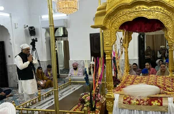 गुरुद्वारा करतापुर साहिब में पंजाब के 13 विधायकों सहित पंजाब विधानसभा स्पीकर कुलतार सिंह संधवा हुए नतमस्तक