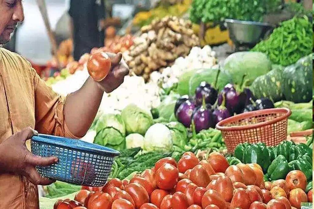 Vegetables Price High: आसमान छू रहें सब्जियों के दाम, जानें नए Rate