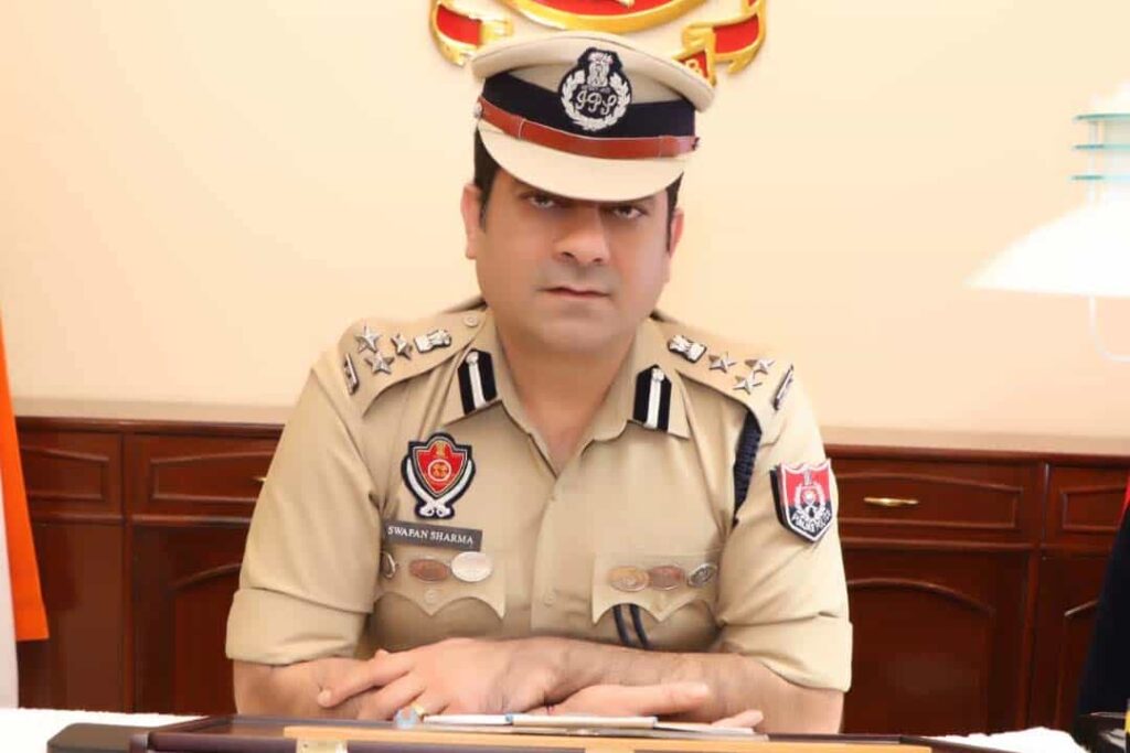 Jalandhar News: पुलिस कमिश्नर स्वप्न शर्मा की बड़ी कार्यवाई, इस इंस्पेक्टर को किया सस्पेंड, जानें मामला