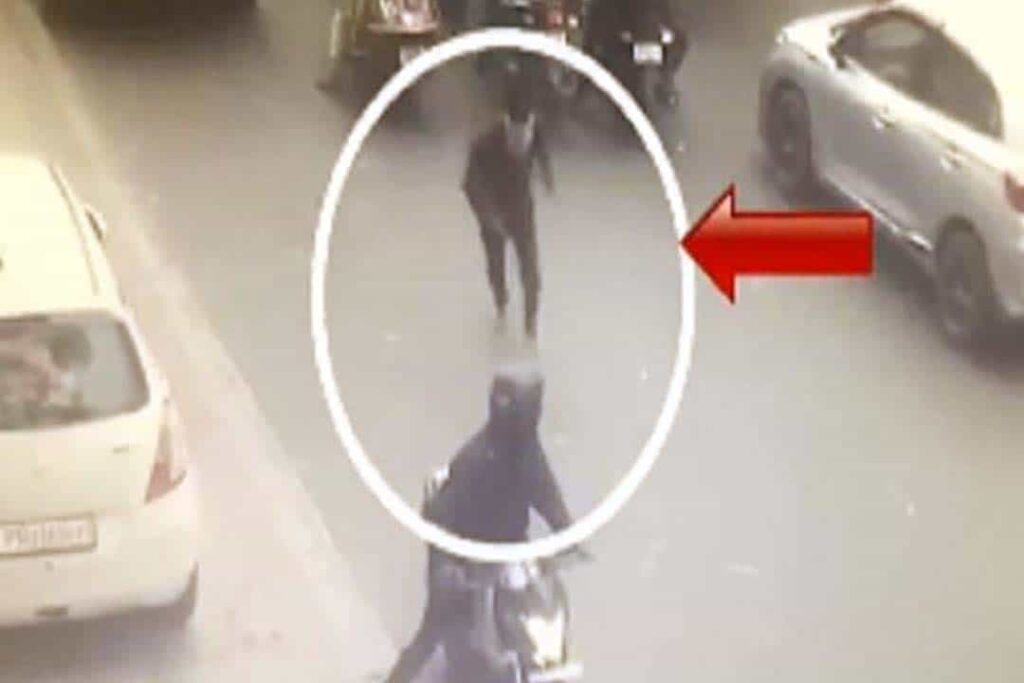 Ludhiana Crime: शरेआम लुटेरों ने Teacher के साथ किया ये कांड, F.I.R दर्ज